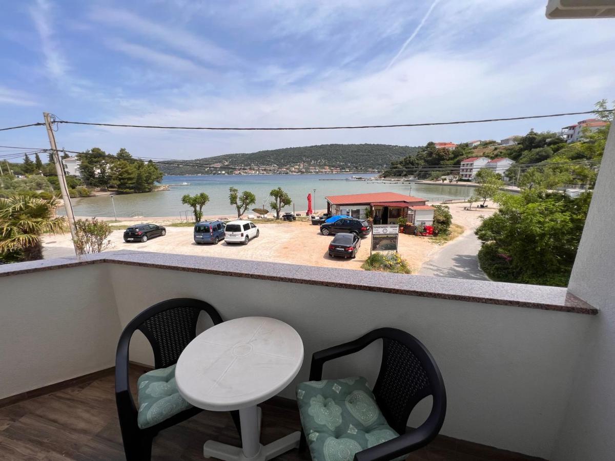 Apartmani Premijer-Rab Supetarska Draga Exteriör bild