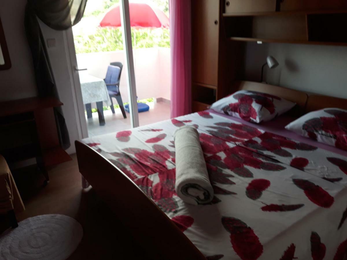 Apartmani Premijer-Rab Supetarska Draga Exteriör bild